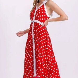 Retro Red Polka Dot Halter Dress with Pleated Skirt